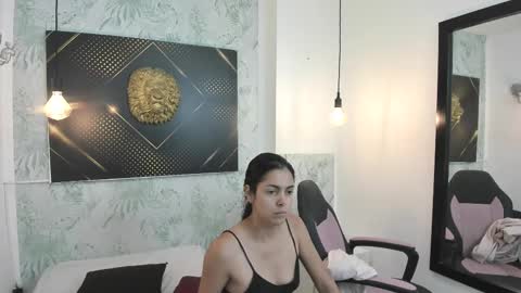 Snapshot of ciara_connor chatting on 5, 3, 2025 ... ... online show from 5, 3, 2025