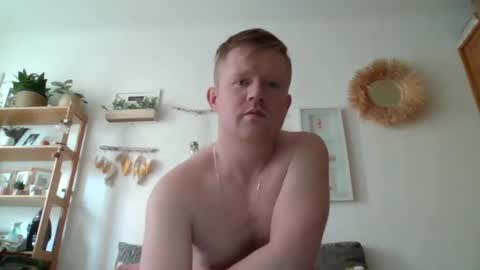 ciasnsyrize1996 online show from 12, 3, 2025