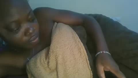 cilia petite online show from 9, 2, 2026