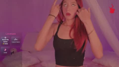 Sofi Eva and Mey online show from 5, 11, 2025