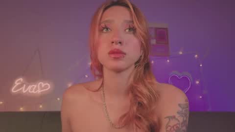 Snapshot of cinderella_lewis chatting on 12, 4, 2026 Sofi Eva and Mey online show from 12, 4, 2026