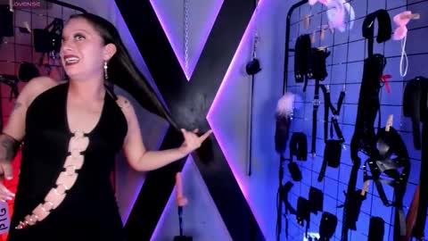 Snapshot of cinthia_iris_bdsm chatting on 25, 3, 2026 cinthia_iris_bdsm online show from 25, 3, 2026