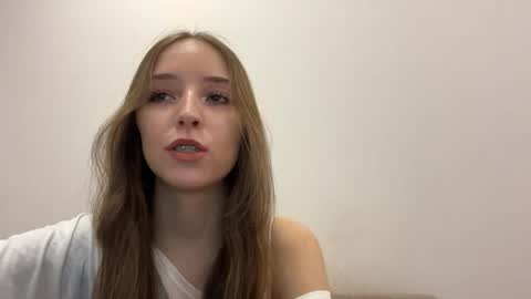 Snapshot of cinthiaprysock chatting on 18, 4, 2026 Aurora online show from 18, 4, 2026