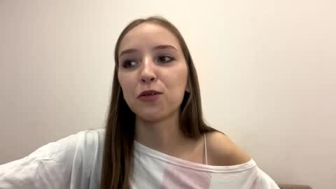 Snapshot of cinthiaprysock chatting on 26, 4, 2026 Aurora online show from 26, 4, 2026