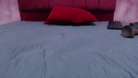 Cinthya online show from 10, 2, 2025