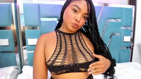Snapshot of cintia_marc chatting on 30, 4, 2026 cintia_marc online show from 30, 4, 2026