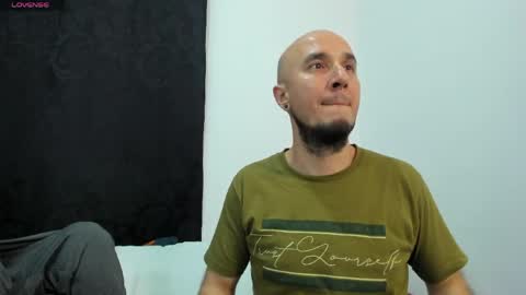Snapshot of cintya_n_roger chatting on 20, 5, 2026 Cintya Roger online show from 20, 5, 2026