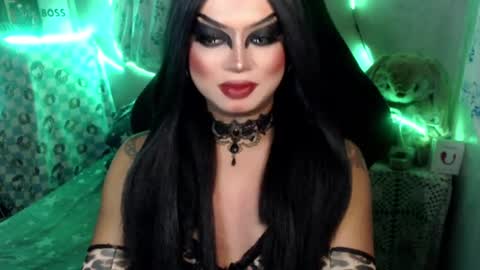 QUEEN CESS online show from 1, 7, 2026