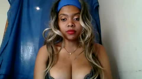 Snapshot of ckamilla45 chatting on 17, 9, 2025 ckamilla45 online show from 17, 9, 2025