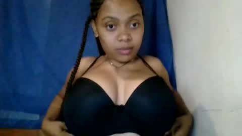 Snapshot of ckamilla45 chatting on 21, 9, 2025 ckamilla45 online show from 21, 9, 2025