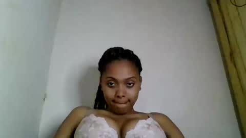 Snapshot of ckamilla45 chatting on 23, 10, 2025 ckamilla45 online show from 23, 10, 2025