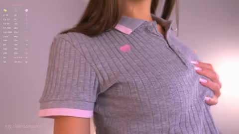 Snapshot of claire_amoure chatting on 27, 3, 2026 Claire online show from 27, 3, 2026