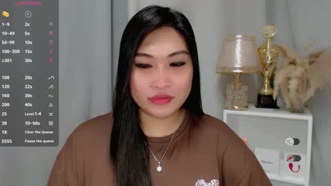 Snapshot of claire_wntr chatting on 24, 4, 2026 CLAIRE online show from 24, 4, 2026