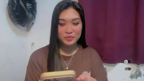 Snapshot of claire_wntr chatting on 15, 6, 2026 CLAIRE online show from 15, 6, 2026