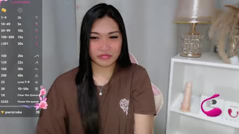 Snapshot of claire_wntr chatting on 31, 7, 2026 CLAIRE online show from 31, 7, 2026