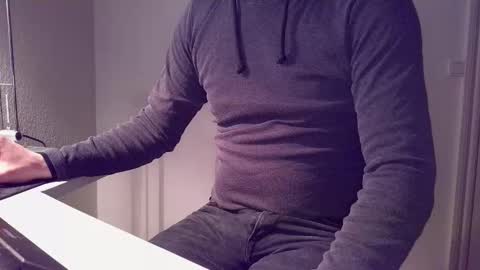 clamshive7 online show from 5, 2, 2026