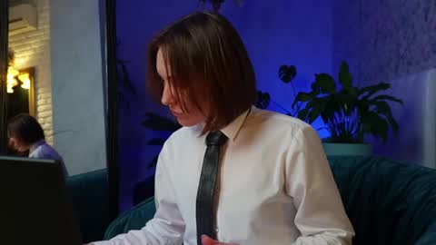 Snapshot of clara_bendover chatting on 11, 4, 2026 Clara online show from 11, 4, 2026
