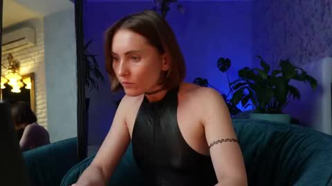 Snapshot of clara_bendover chatting on 18, 4, 2026 Clara online show from 18, 4, 2026