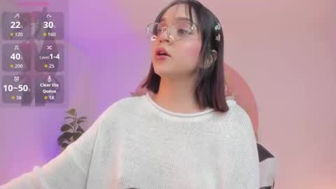 Snapshot of clara_lu chatting on 10, 7, 2026 C L A R A online show from 10, 7, 2026