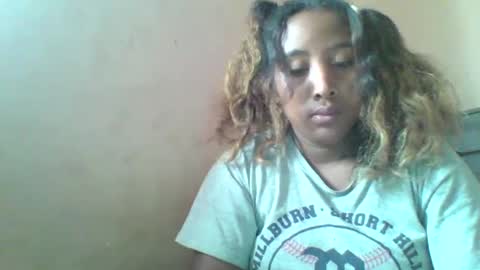 Clarah0123 online show from 17, 2, 2025