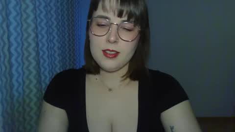 Snapshot of claralovely chatting on 13, 4, 2026 Clara online show from 13, 4, 2026