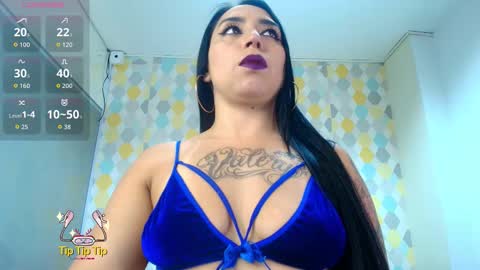 Snapshot of clarise_allen chatting on 28, 10, 2025 CLARISE ALLEN online show from 28, 10, 2025