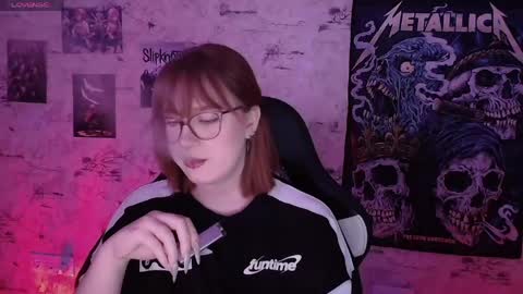 Snapshot of clarissa_milk chatting on 4, 5, 2026 Clarissa online show from 4, 5, 2026