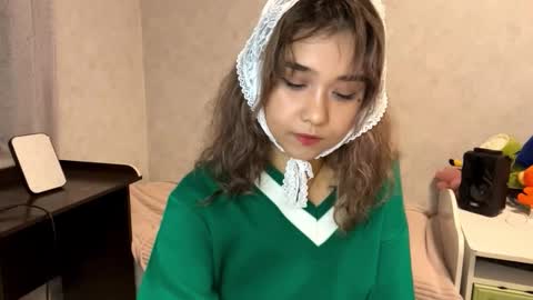 Lara online show from 8, 11, 2025