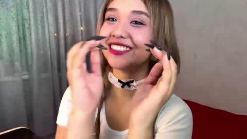 Lara online show from 27, 11, 2025