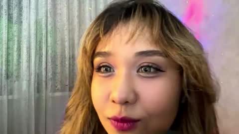 Lara online show from 2, 12, 2025