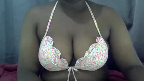 Snapshot of classy_zoey chatting on 12, 1, 2026 classy_zoey online show from 12, 1, 2026