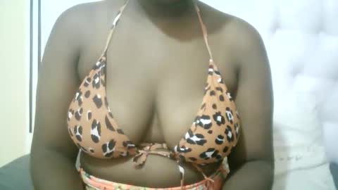 Snapshot of classy_zoey chatting on 13, 2, 2026 classy_zoey online show from 13, 2, 2026