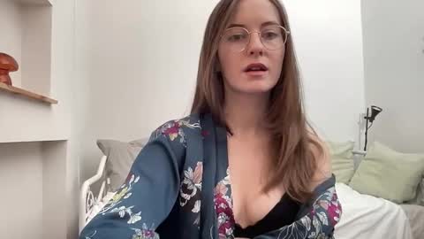 Snapshot of classyandgirly chatting on 18, 2, 2026 classyandgirly online show from 18, 2, 2026