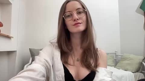 Snapshot of classyandgirly chatting on 27, 2, 2026 classyandgirly online show from 27, 2, 2026