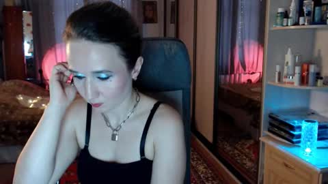 classyinna online show from 3, 12, 2025