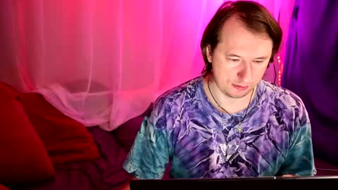 Snapshot of claudia_and_elon chatting on 4, 10, 2025 Claudia Cyberfox and Elon online show from 4, 10, 2025