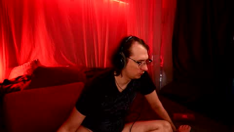 Snapshot of claudia_and_elon chatting on 24, 10, 2025 Claudia Cyberfox and Elon online show from 24, 10, 2025