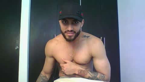 Snapshot of claybrown_ chatting on 15, 4, 2026 Clay online show from 15, 4, 2026