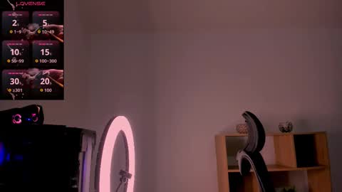 Snapshot of cleeoadams_ chatting on 4, 11, 2025 Cleo Adams online show from 4, 11, 2025