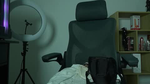 Snapshot of cleeoadams_ chatting on 2, 12, 2025 Cleo Adams online show from 2, 12, 2025