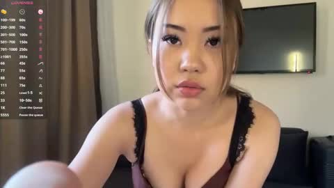 Snapshot of clemenciakempa chatting on 12, 4, 2026 Lili online show from 12, 4, 2026