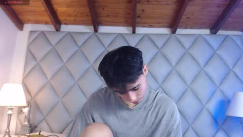 clement_reyes online show from 26, 10, 2025