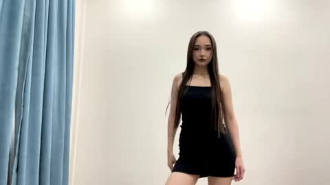 Snapshot of clementinecampion chatting on 4, 5, 2026 Viki online show from 4, 5, 2026