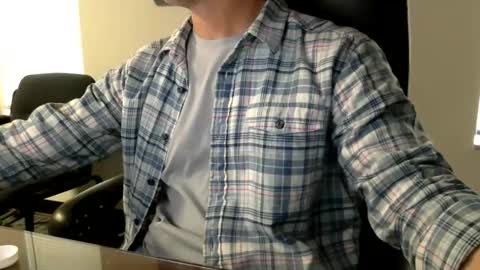 Snapshot of clemike69 chatting on 18, 12, 2025 clemike69 online show from 18, 12, 2025