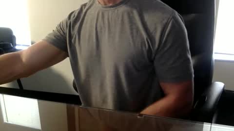 Snapshot of clemike69 chatting on 6, 4, 2026 clemike69 online show from 6, 4, 2026