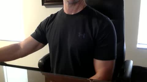 Snapshot of clemike69 chatting on 21, 4, 2026 clemike69 online show from 21, 4, 2026