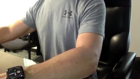Snapshot of clemike69 chatting on 14, 5, 2026 clemike69 online show from 14, 5, 2026
