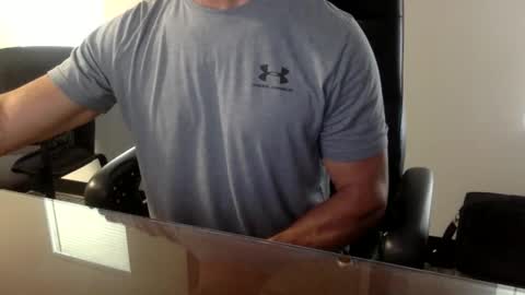 Snapshot of clemike69 chatting on 27, 5, 2026 clemike69 online show from 27, 5, 2026
