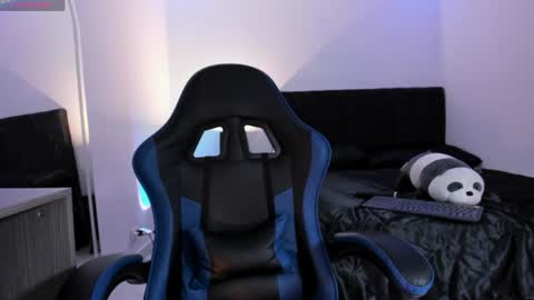 Snapshot of cleo_nilee chatting on 5, 6, 2026 cleo online show from 5, 6, 2026