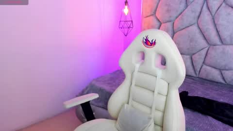 Snapshot of cleoopatraa__ chatting on 1, 11, 2025 cleoopatraa__ online show from 1, 11, 2025